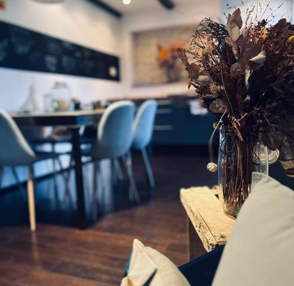 غرفة قياسية مزوَّدة بتراس, ô Chambres D Hôtes