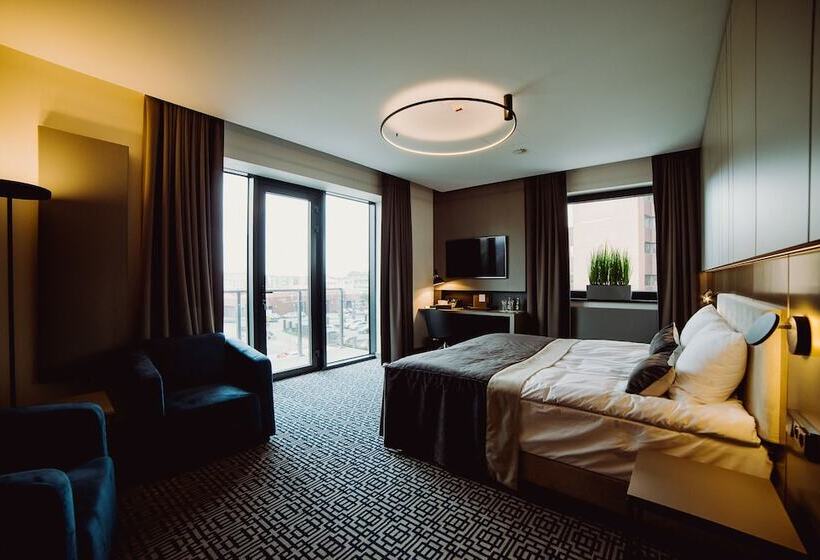 חדר דלוקס, Evva