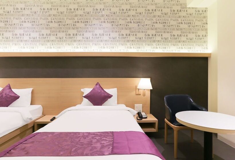 Quarto Deluxe, Treebo Select Gopalas Residency