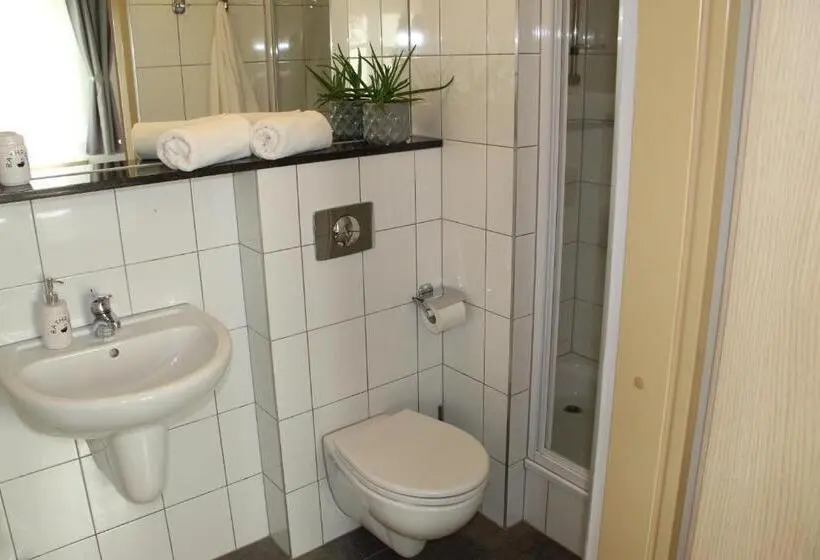 スタンダードトリプルルーム, Eco Nieborów