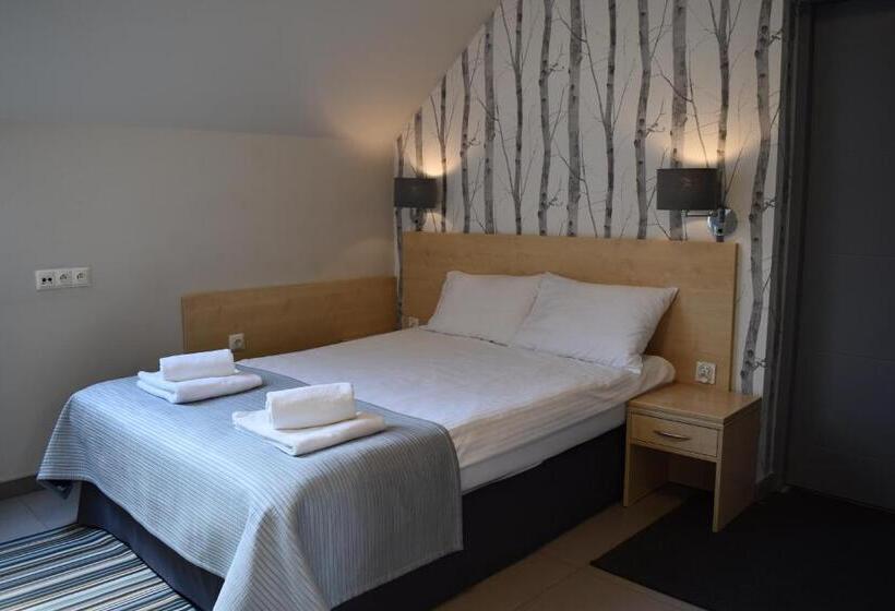 スタンダードトリプルルーム, Eco Nieborów