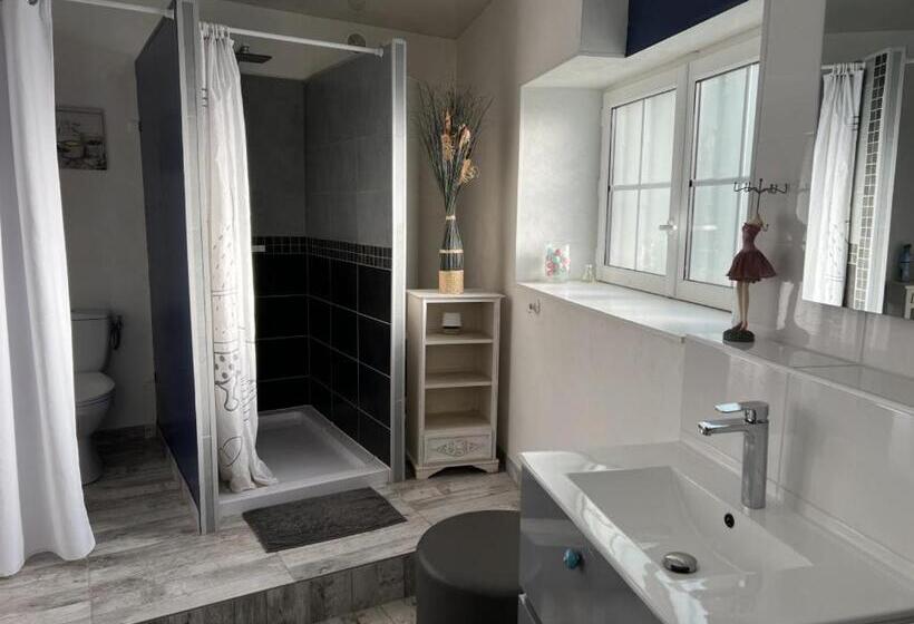 스탠다드 룸, Gites Et Chambres Des Coteaux