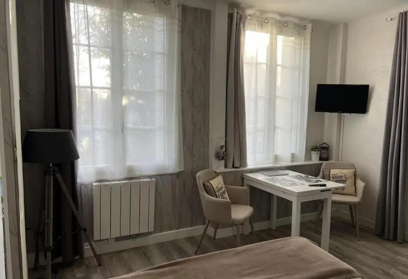 Standard-invahuone, Gites Et Chambres Des Coteaux