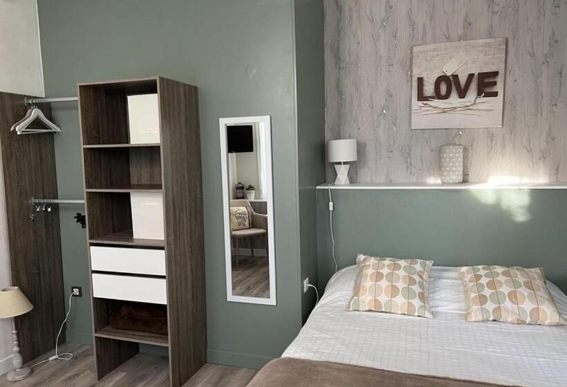 장애인을 위한 스탠다드 룸, Gites Et Chambres Des Coteaux