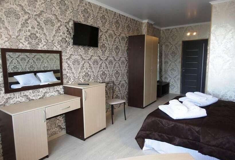 اتاق استاندارد سه نفره, Guest House Amur