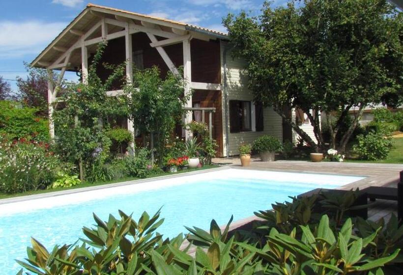 غرفة قياسية سرير كينج, Les Arums De Fondeminjean