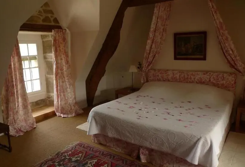 スタンダードルーム, Manoir De Kerguéréon