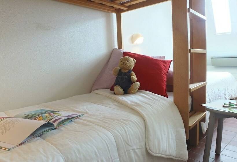 Дом 2 Спальни, Village Vacances Des Grenats