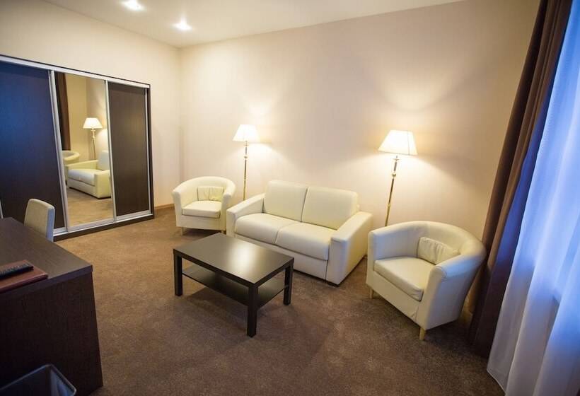 سوییت جونیور, Severnaya