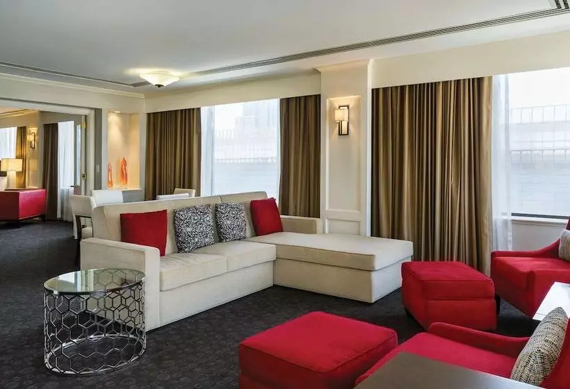 スイート, Doubletree By Hilton Hotel Los Angeles Downtown