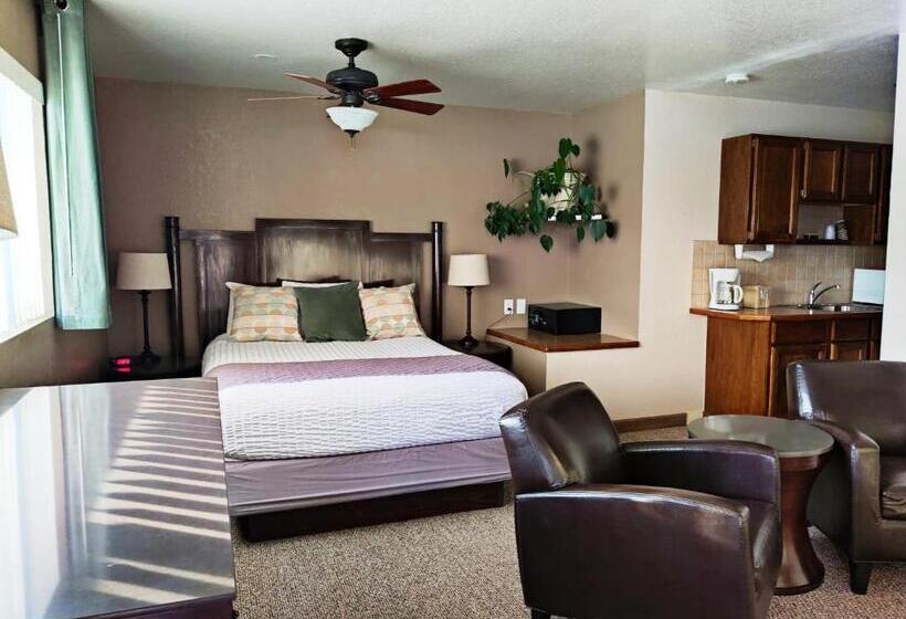 غرفة قياسية مزوَّدة بمطبخ, Mountain View Lodge