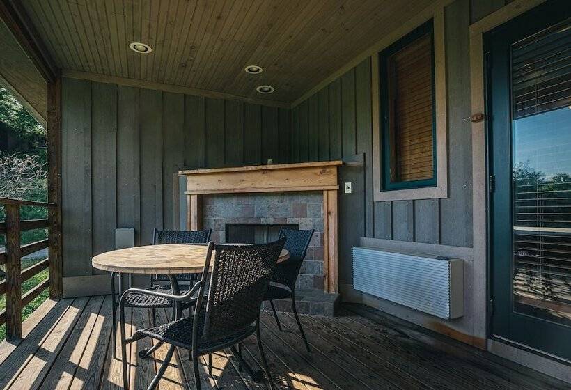 Люкс Премиум, Nantahala Village