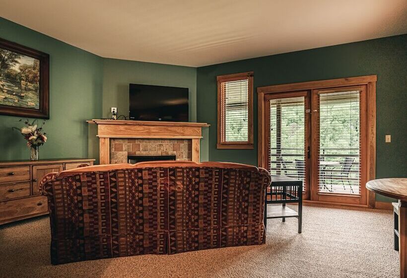 Люкс Премиум, Nantahala Village