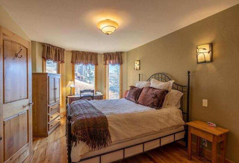 Люкс, Nordic Inn