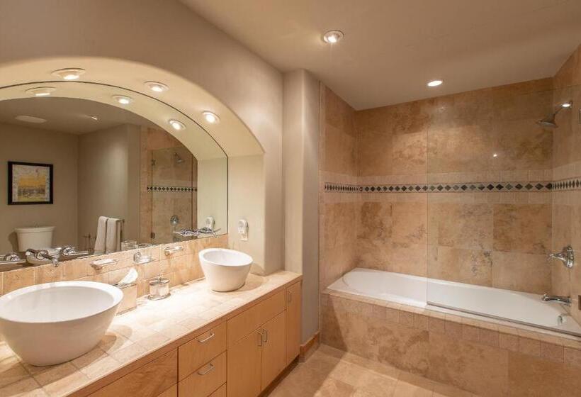 带阳台套房, Nordic Inn