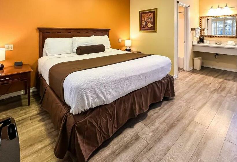 スタンダードルーム, The Old West Inn