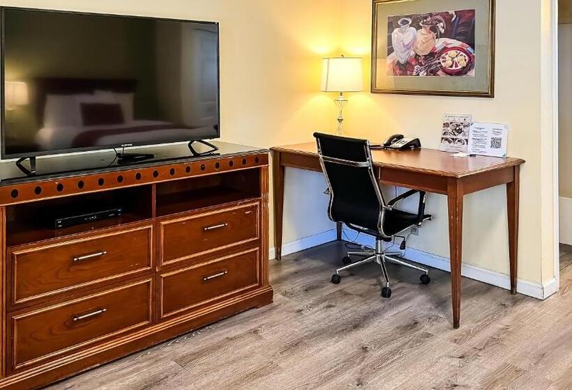 スタンダードルーム, The Old West Inn