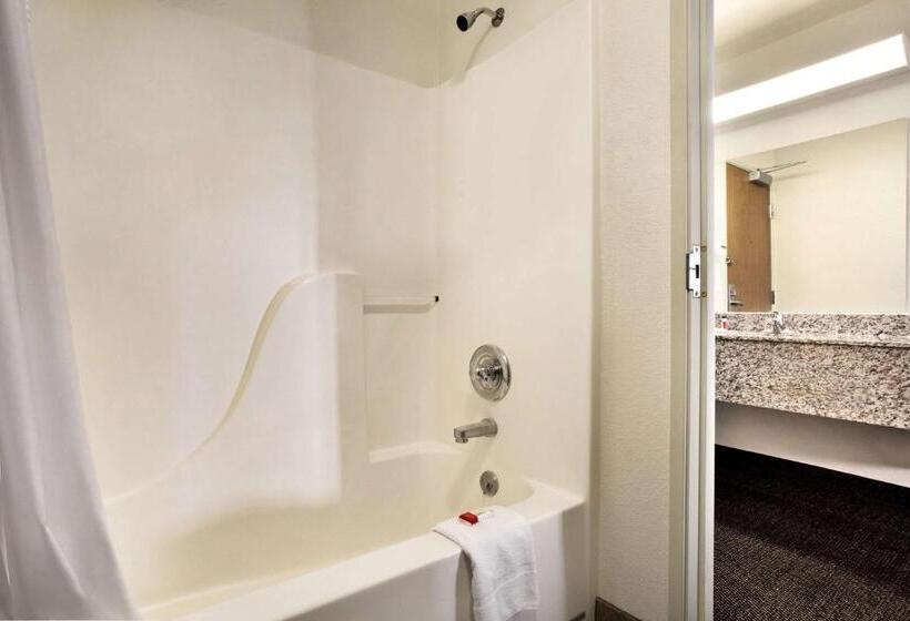 Стандартный Номер Кровать Кинг, Travelodge By Wyndham Cheyenne