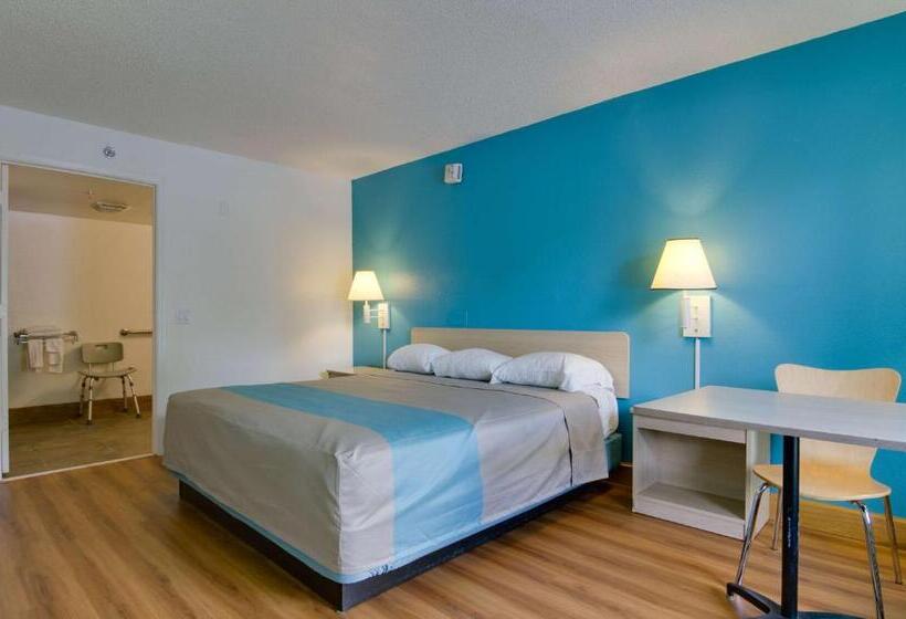 キングサイズベッドのスタンダードルーム, Motel 6 Atlanta, Ga