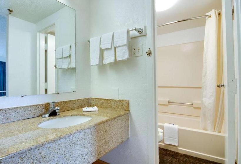 キングサイズベッドのスタンダードルーム, Motel 6 Atlanta, Ga