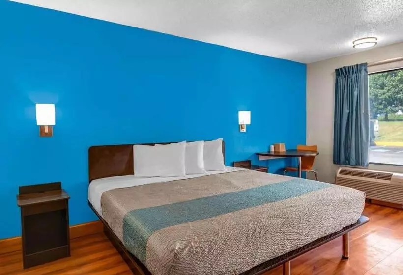 身障者適用キングサイズベッドルーム, Motel 6 Atlanta, Ga