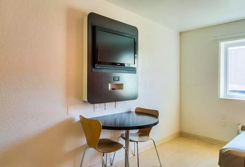 デラックスルーム, Motel 6arlington Heights, Il  Chicago North Central