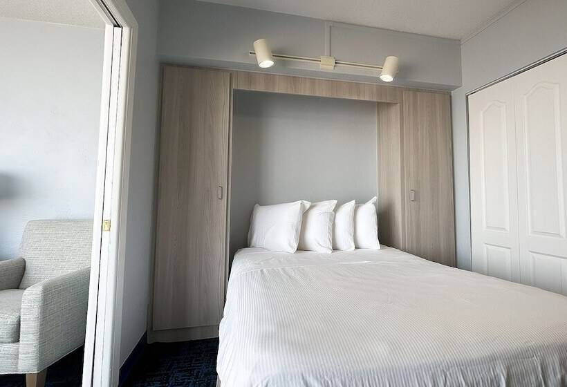 إستوديو قياسى مطل على البحر, Ocean East Resort Club