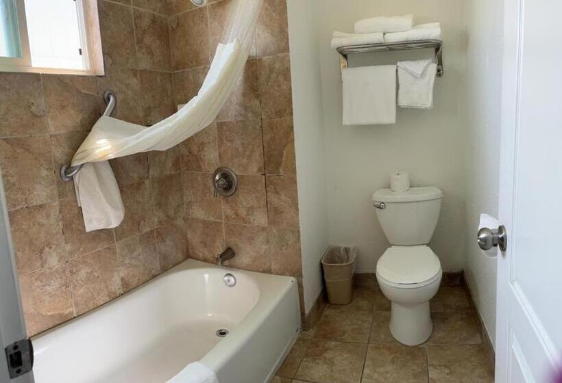 Номер Стандарт 2 Двуспальные Кровати, Ocean Palms Motel