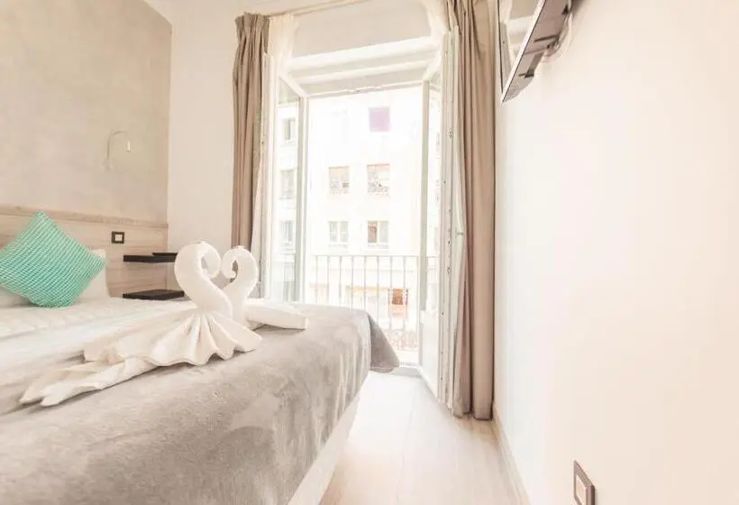 اتاق استاندارد با بالکن, Hostal Pio Centro