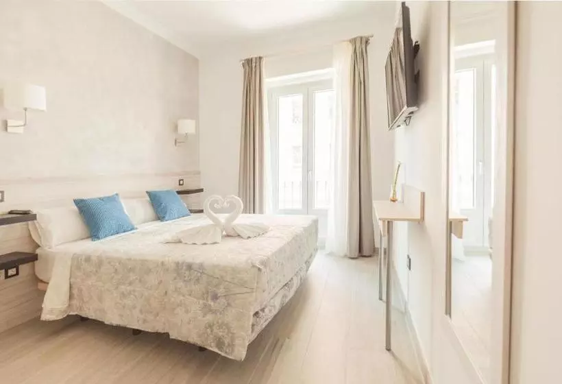 اتاق استاندارد با بالکن, Hostal Pio Centro