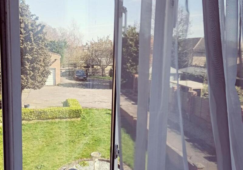 اتاق استاندارد, Crystal Hotel & Savour