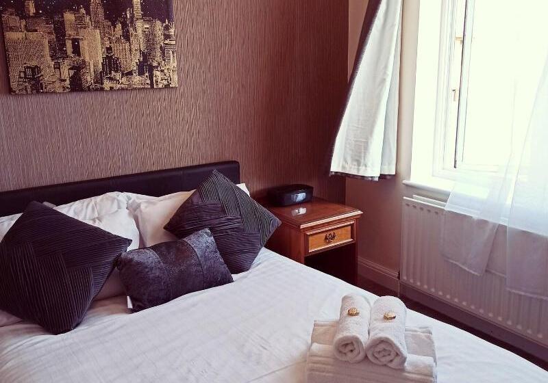 Номер Стандарт, Crystal Hotel & Savour