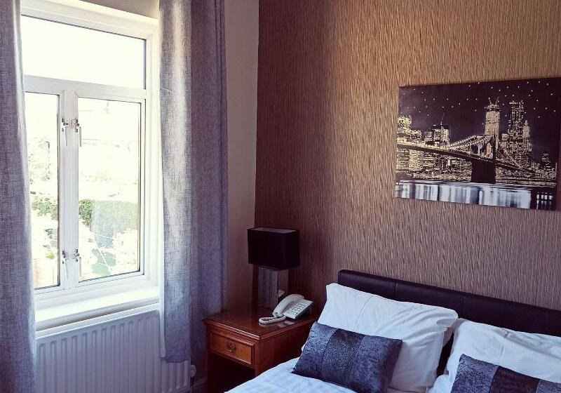 اتاق استاندارد, Crystal Hotel & Savour