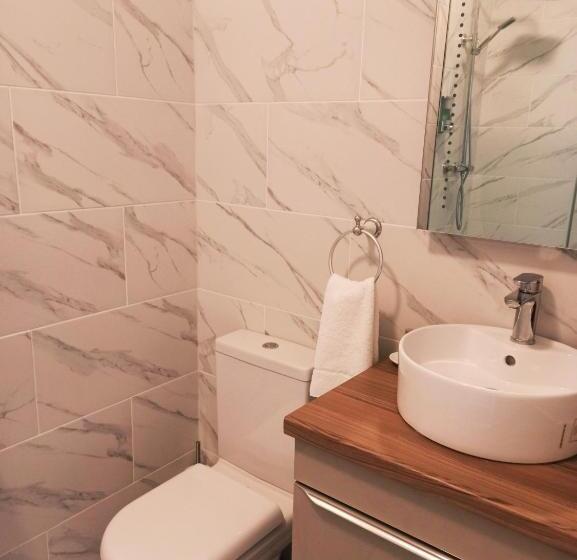 اتاق استاندارد, Crystal Hotel & Savour