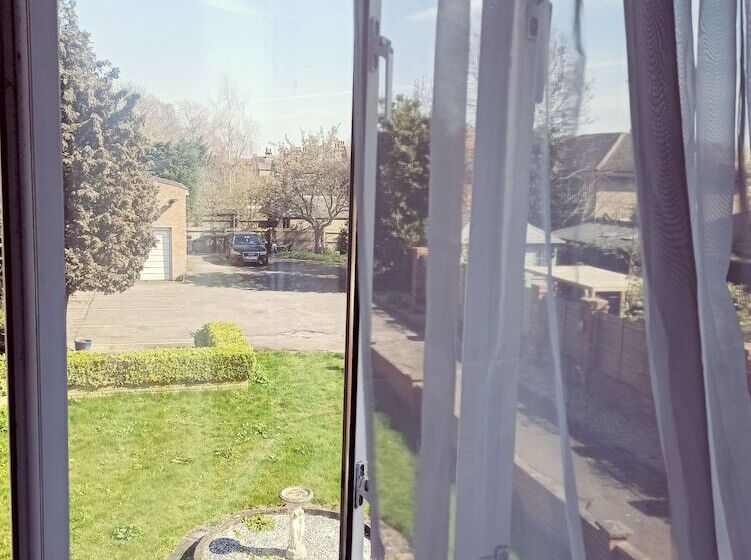 اتاق استاندارد, Crystal Hotel & Savour