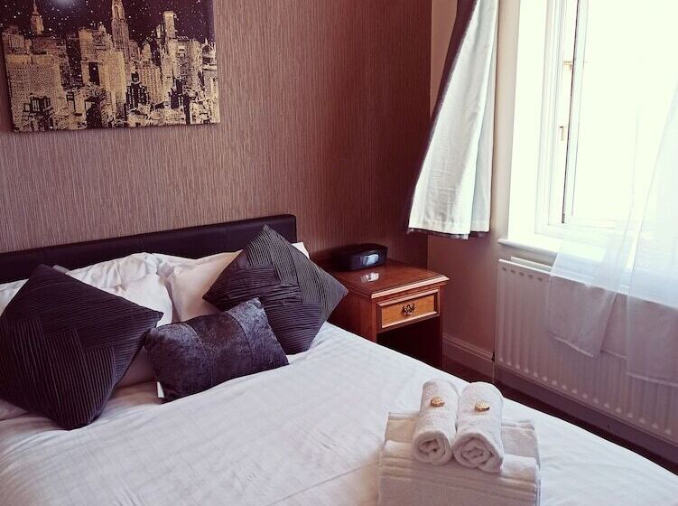 اتاق استاندارد, Crystal Hotel & Savour