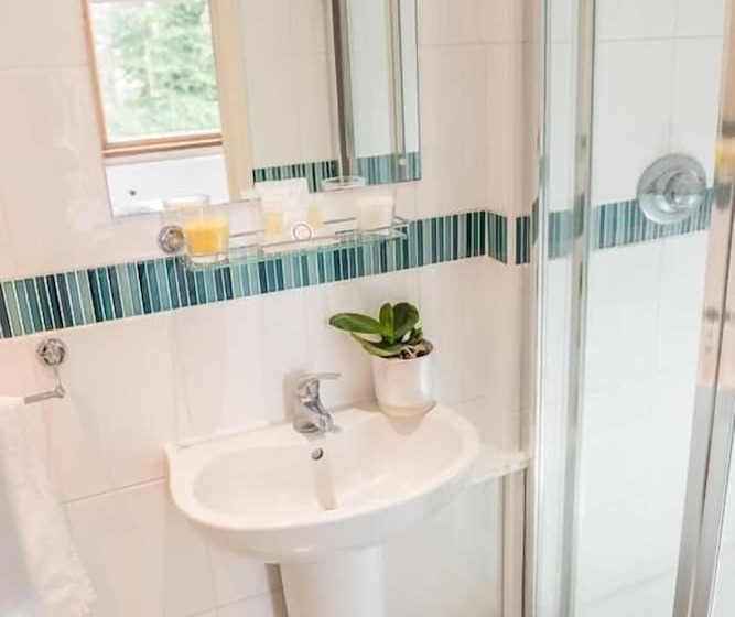 اتاق استاندارد, Crystal Hotel & Savour