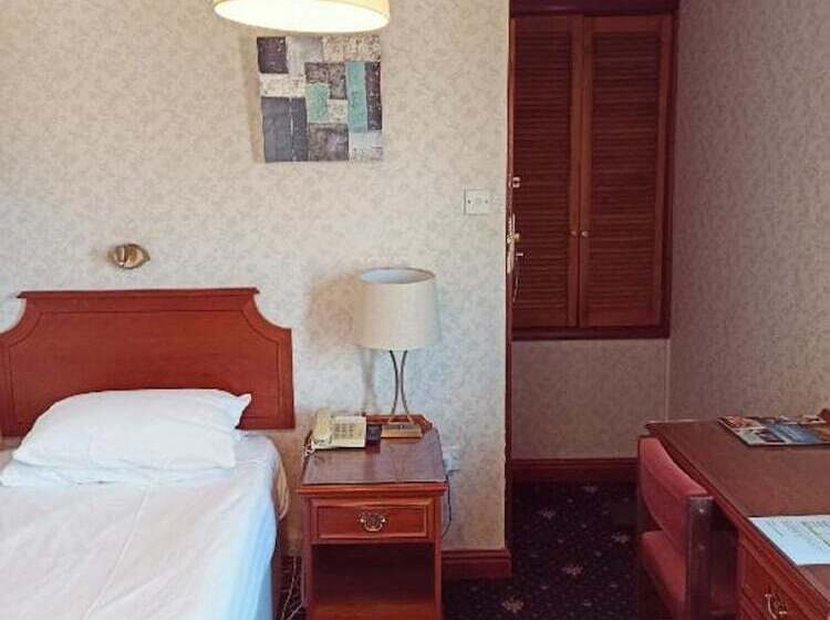 اتاق استاندارد یک نفره, Crystal Hotel & Savour