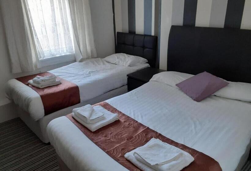 חדר סטנדרט לשלושה, Coastal Bay