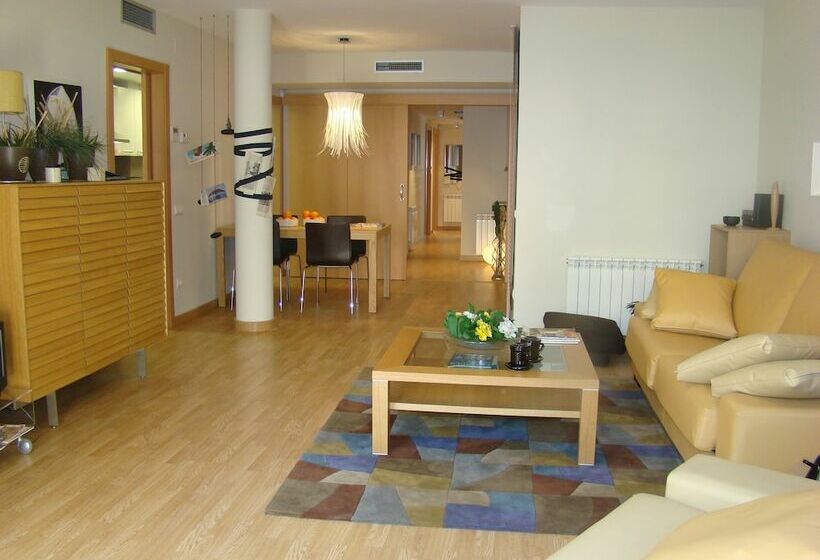 آپارتمان لوکس 1 خوابه, Apartamentos Elcano