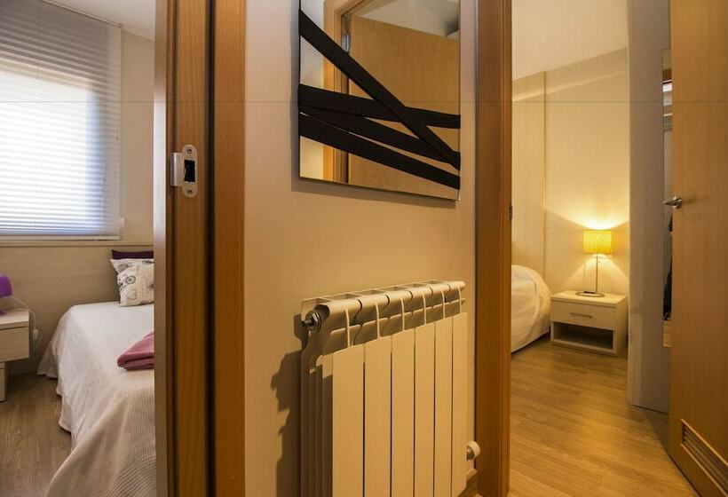 آپارتمان لوکس 1 خوابه, Apartamentos Elcano