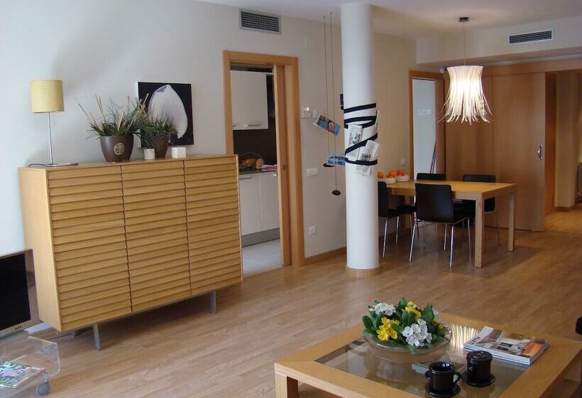 آپارتمان لوکس 1 خوابه, Apartamentos Elcano