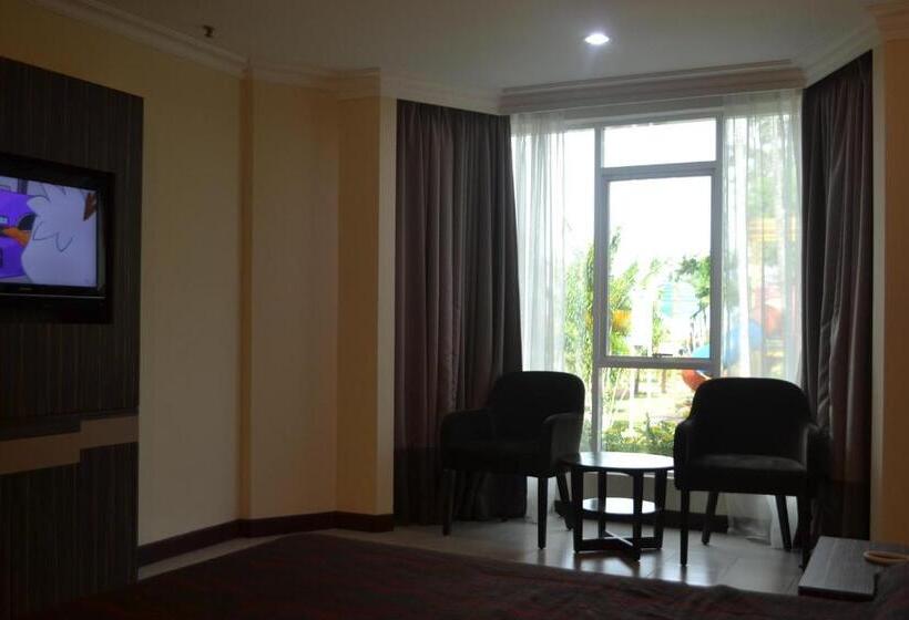 Номер Deluxe, De Rhu Beach Resort