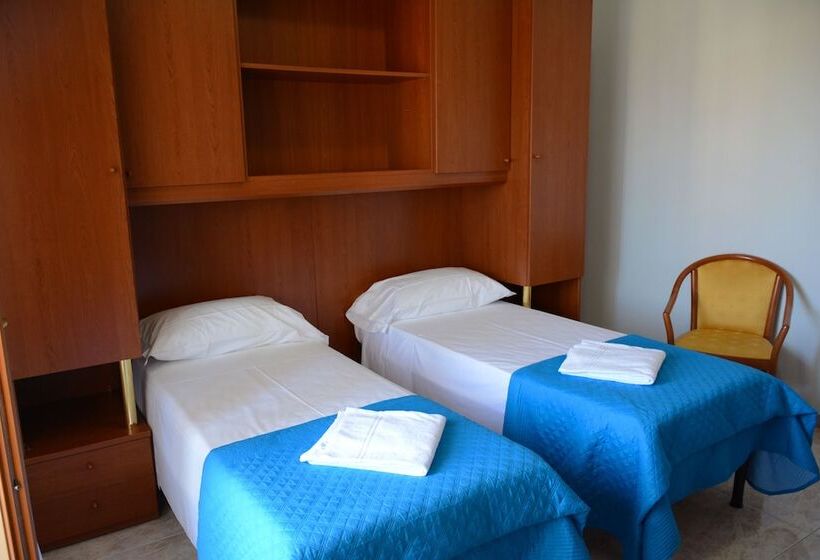 スタンダードルーム, Castelvetere