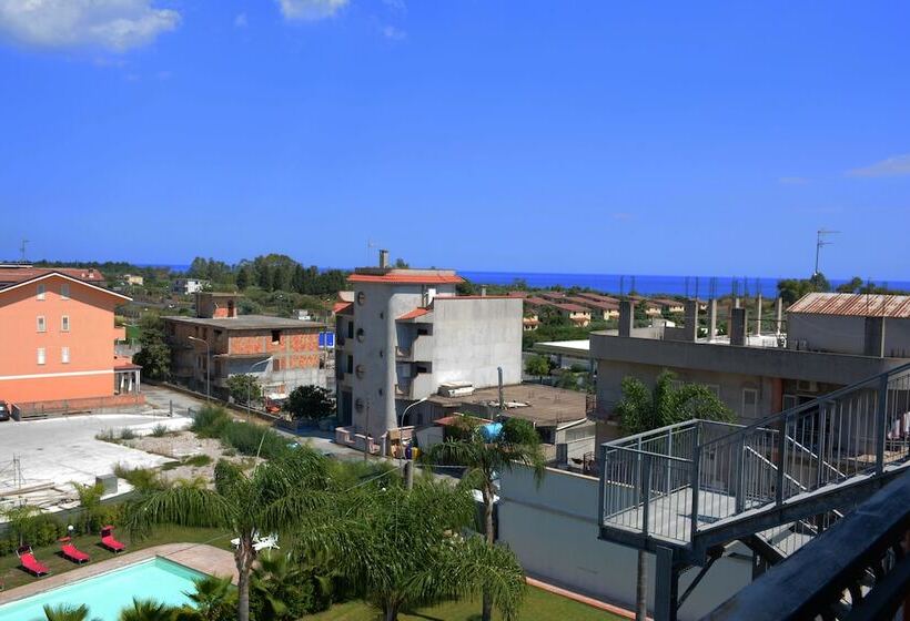Трехместный Номер Superior, Castelvetere
