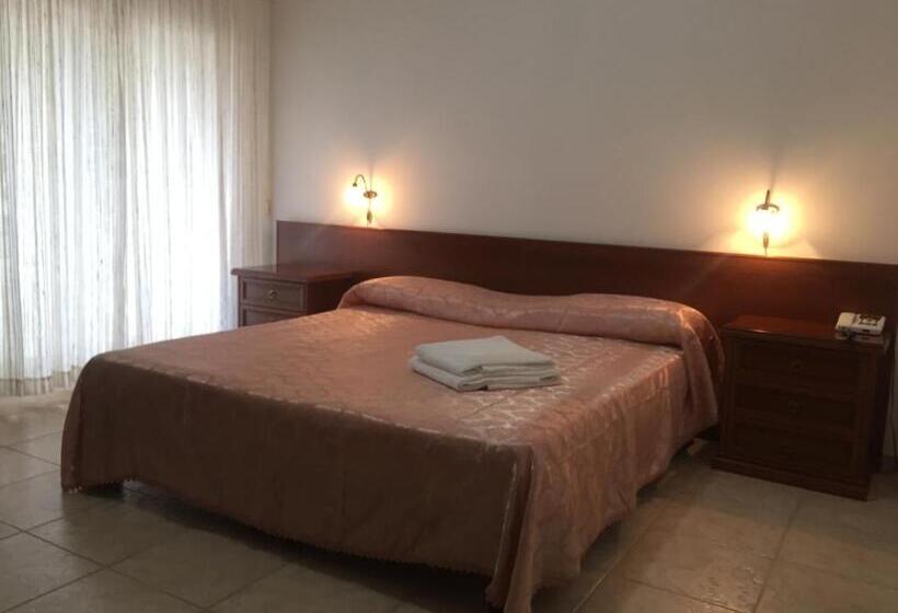 スーペリアシングルルーム, Castelvetere