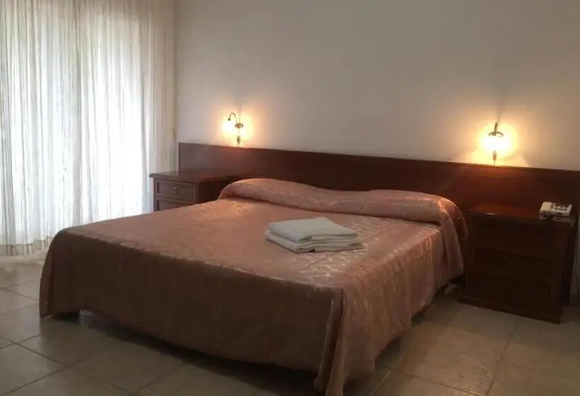 スーペリアシングルルーム, Castelvetere