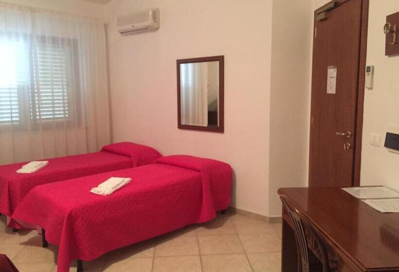 スタンダードルーム, Castelvetere