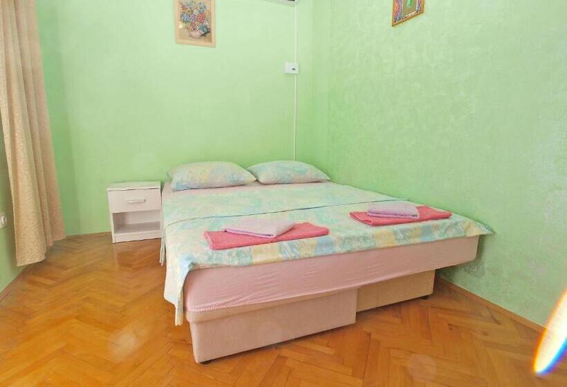 标准工作室, Apartment 1265