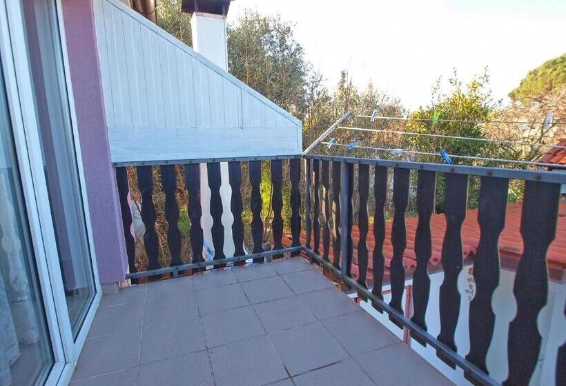 Четырехместный Номер Классик, Apartment 1265